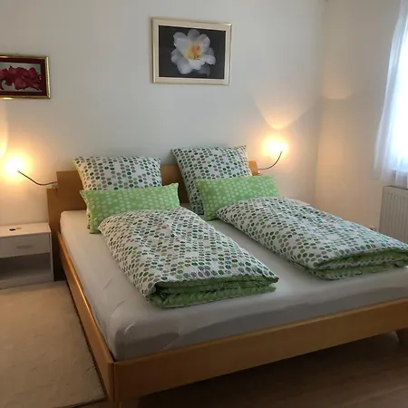 In Ruhigem Viertel *