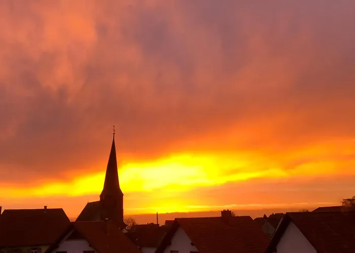 In Ruhigem Viertel * Rhodt unter Rietburg